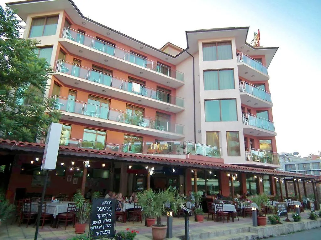 סאני ביץ' Maverick Hotel סאני ביץ'